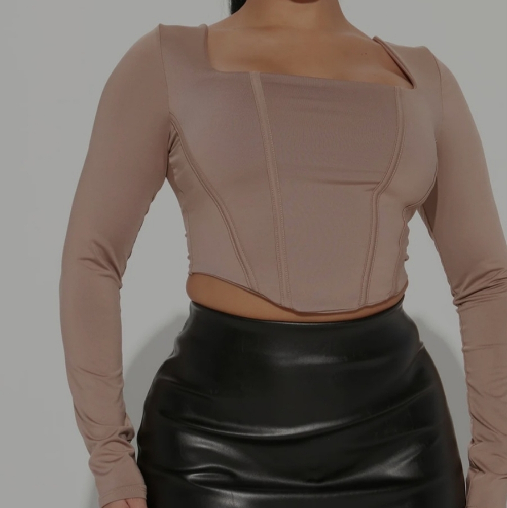 Fashion Nova Beige Long Sleeve Crop Top NWT